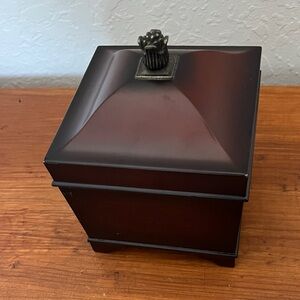 Bombay Chippendale Style Cherry Wood Vintage Jewelry Music Box 4x4 x5 Like New